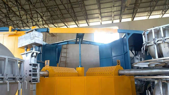 Drei-Arm-Turm-Rotationsspritzgießmaschine automatische PLC-gesteuerte rotierende Kunststoffformmaschine