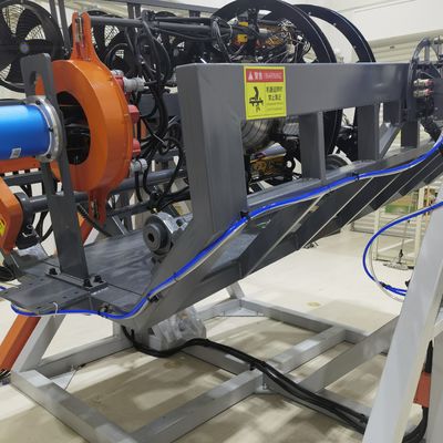 Präzise, langlebige Roto-Formmaschine zur Herstellung von Wasserstofftanks